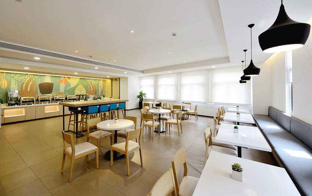 Hanting Express Zhengzhou Ruhe Road Exterior photo